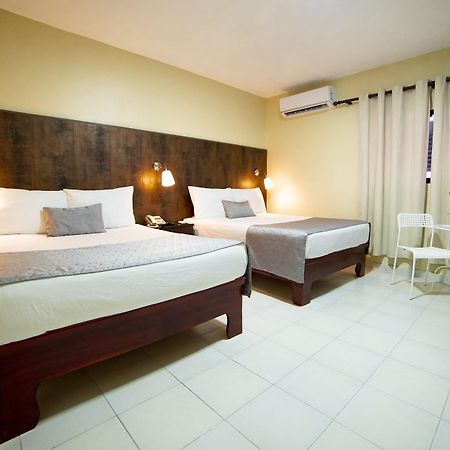 Hotel Real Bella Vista Санто-Доминго Экстерьер фото